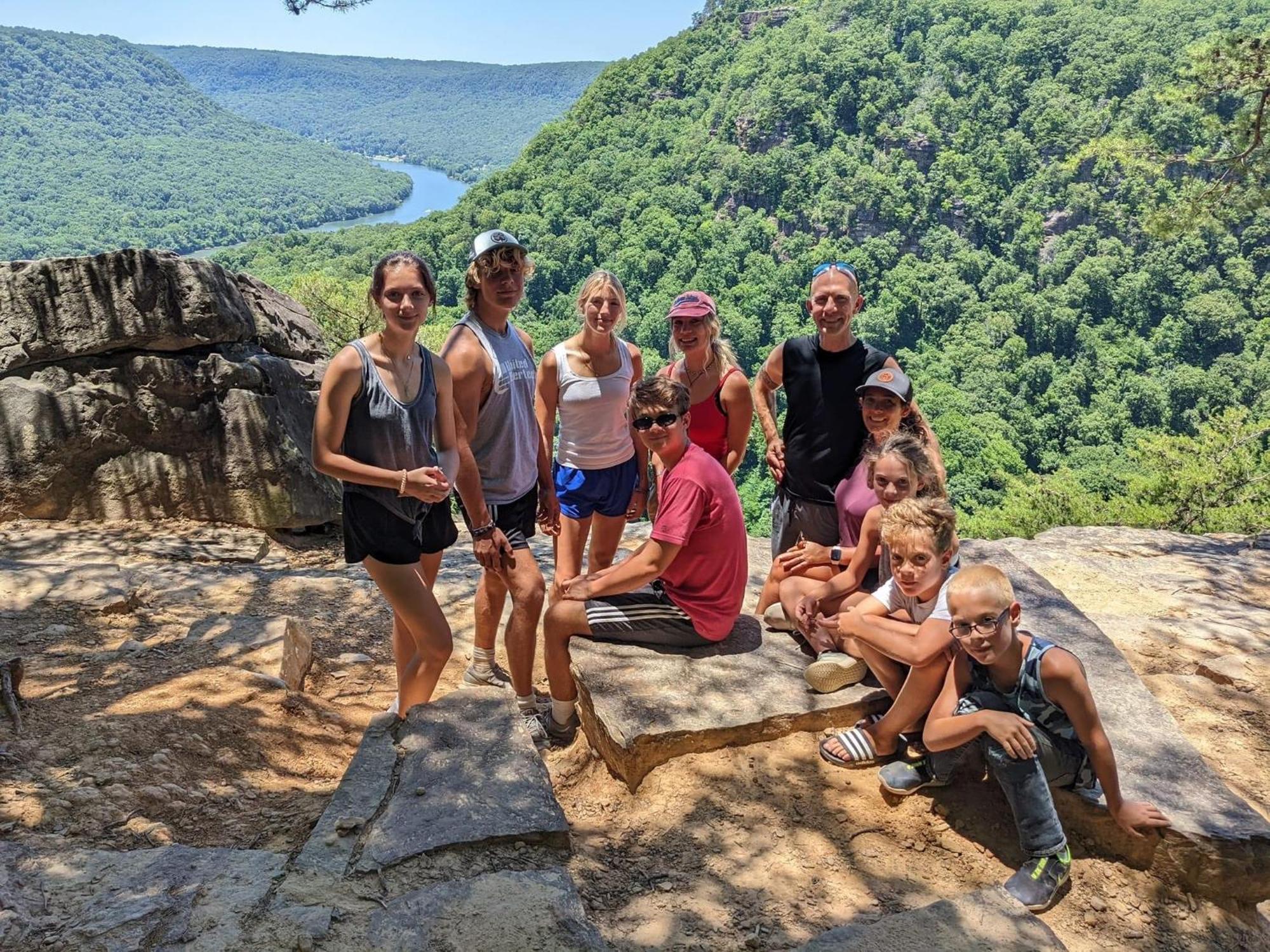 River Cabin Hot Tub & Swim Spa Near Downtown Chattanooga Dış mekan fotoğraf